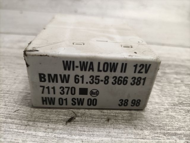 bontott BMW 3 E36 Ablaktörlő Relé