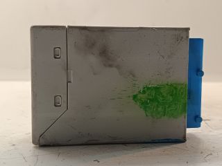 bontott BMW 3 E36 Ablaktörlő Relé