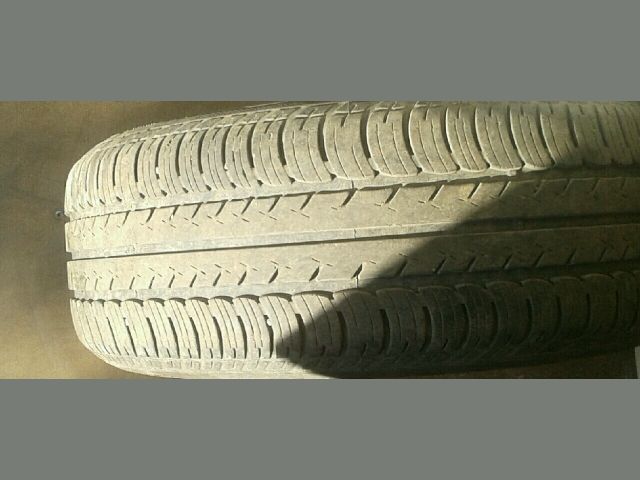 bontott BMW 3 E36 Alufelni Szett Gumival