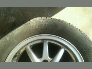 bontott BMW 3 E36 Alufelni Szett Gumival