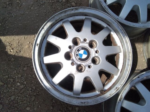 bontott BMW 3 E36 Alufelni Szett