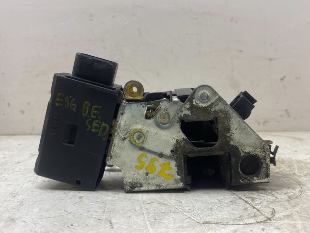 bontott BMW 3 E36 Bal első Ajtózár