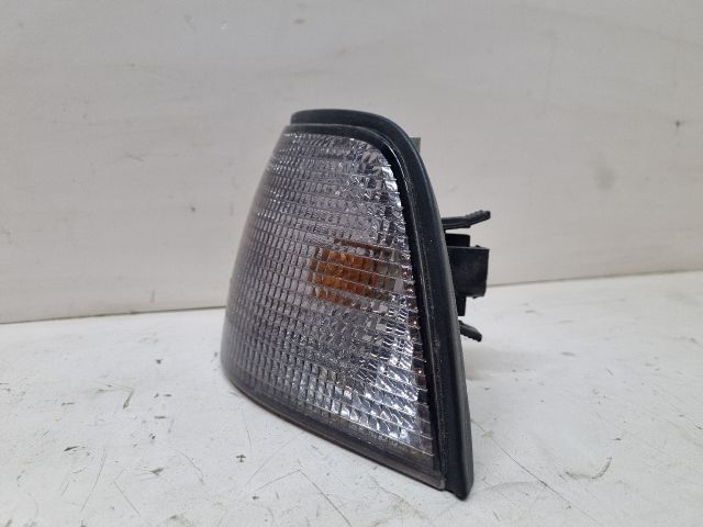 bontott BMW 3 E36 Bal első Irányjelző