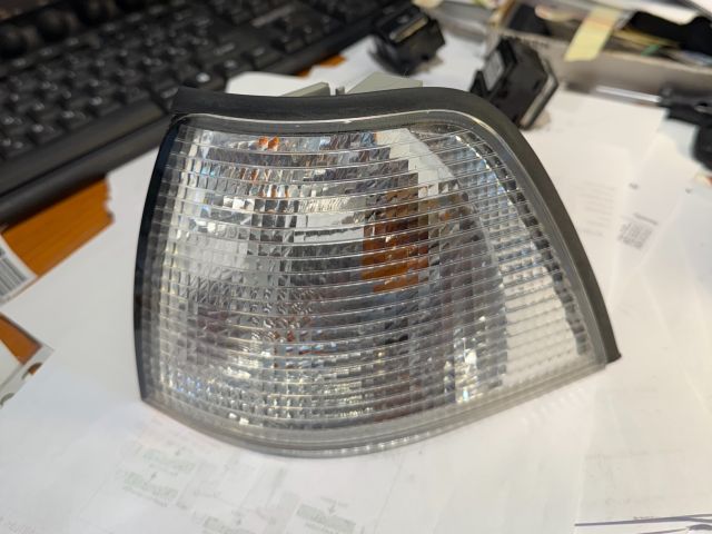 bontott BMW 3 E36 Bal első Irányjelző