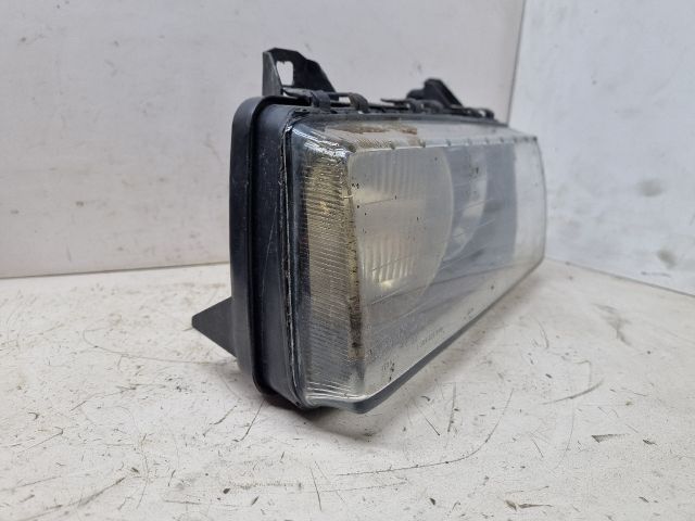 bontott BMW 3 E36 Bal Fényszóró