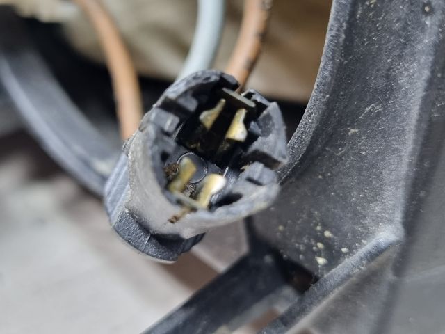 bontott BMW 3 E36 Bal Fényszóró