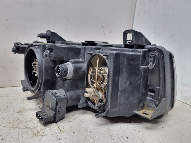 bontott BMW 3 E36 Bal Fényszóró