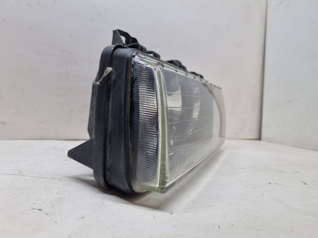 bontott BMW 3 E36 Bal Fényszóró