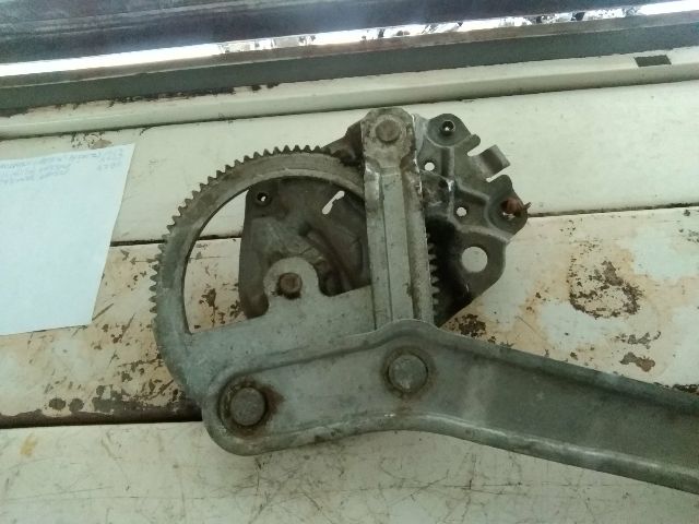 bontott BMW 3 E36 Bal hátsó Ablakemelő Szerkezet (Mechanikus)