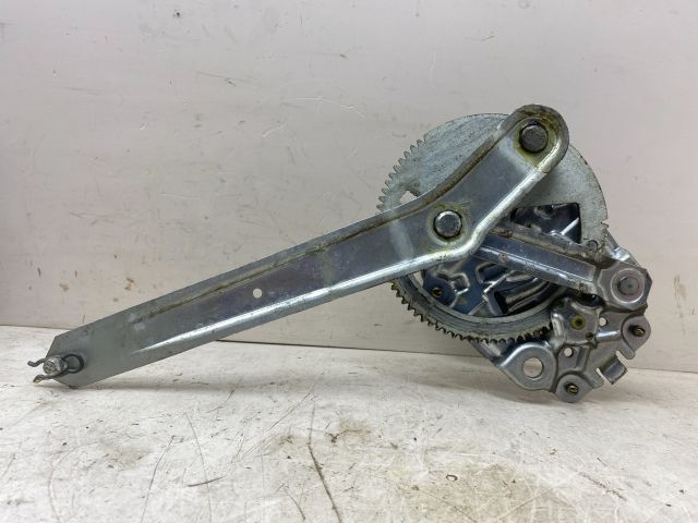 bontott BMW 3 E36 Bal hátsó Ablakemelő Szerkezet (Mechanikus)