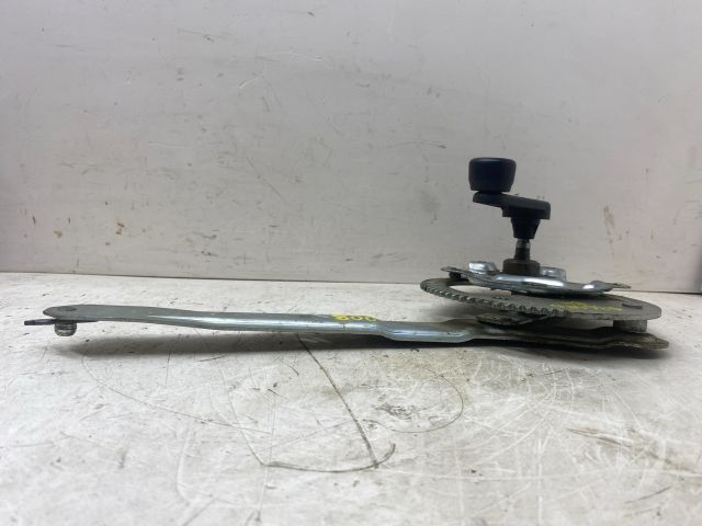 bontott BMW 3 E36 Bal hátsó Ablakemelő Szerkezet (Mechanikus)