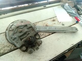 bontott BMW 3 E36 Bal hátsó Ablakemelő Szerkezet (Mechanikus)