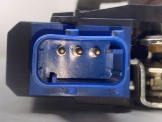 bontott BMW 3 E36 Bal hátsó Ajtózár