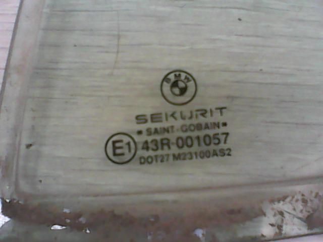 bontott BMW 3 E36 Bal hátsó Fixüveg (Ajtóban)