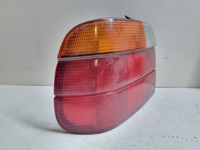 bontott BMW 3 E36 Bal Hátsó Lámpa