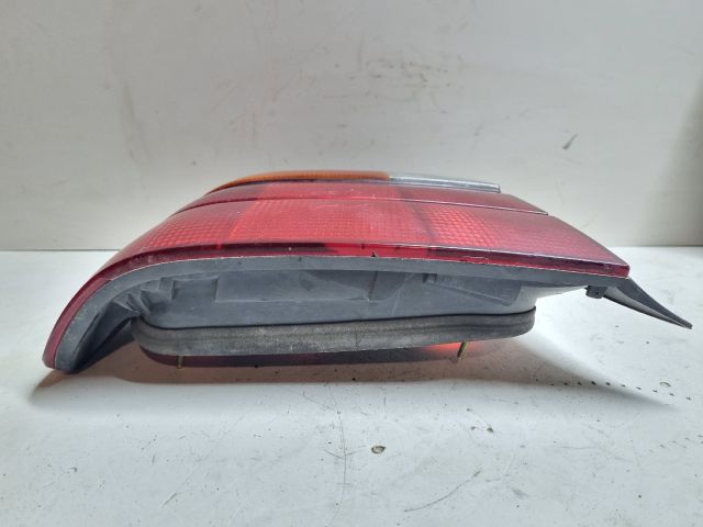 bontott BMW 3 E36 Bal Hátsó Lámpa