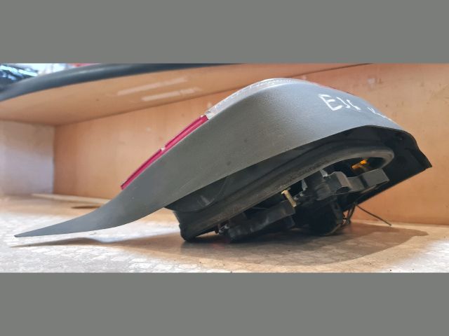 bontott BMW 3 E36 Bal Hátsó Lámpa