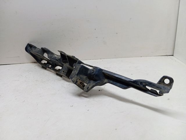 bontott BMW 3 E36 Bal hátsó Lökhárító Tartó (Műanyag)