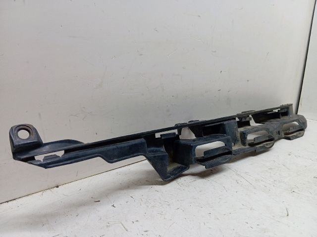 bontott BMW 3 E36 Bal hátsó Lökhárító Tartó (Műanyag)