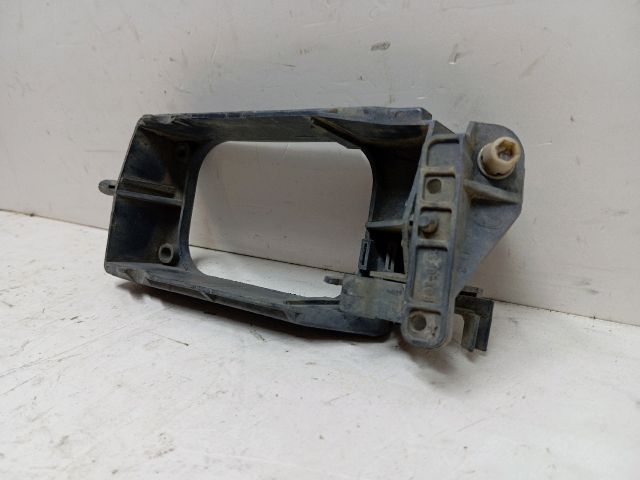 bontott BMW 3 E36 Bal Ködfényszóró Tartó