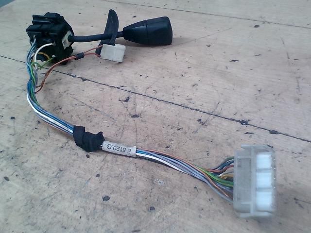 bontott BMW 3 E36 Bal Kormánykapcsoló Irányjelző