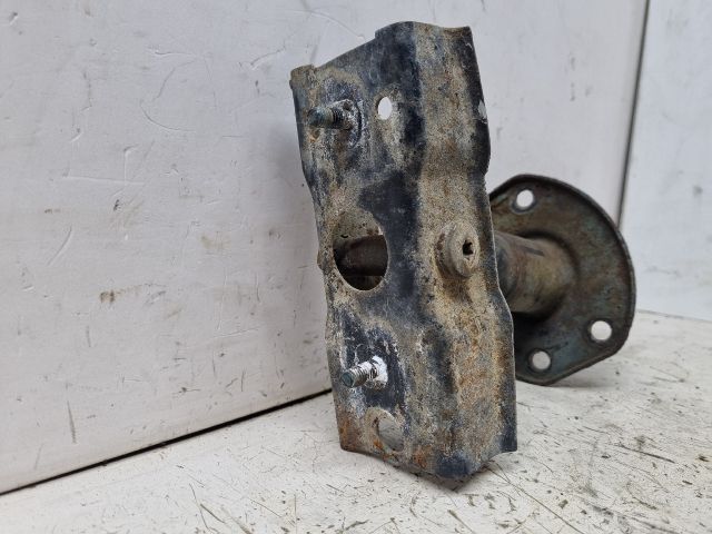 bontott BMW 3 E36 Bal Lökhárító Tartó Nyúlványvég