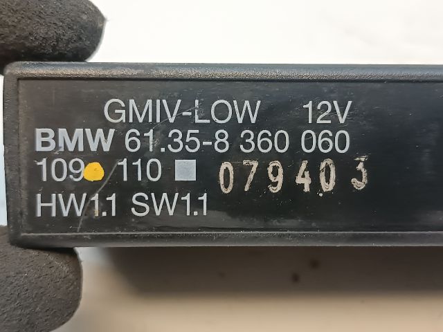 bontott BMW 3 E36 Biztosítéktábla Utastér