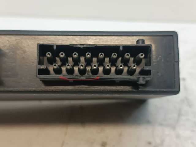 bontott BMW 3 E36 Biztosítéktábla Utastér