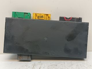 bontott BMW 3 E36 Biztosítéktábla Utastér