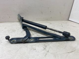 bontott BMW 3 E36 Csomagtérajtó Jobb Zsanér