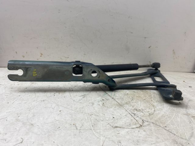 bontott BMW 3 E36 Csomagtérajtó Jobb Zsanér