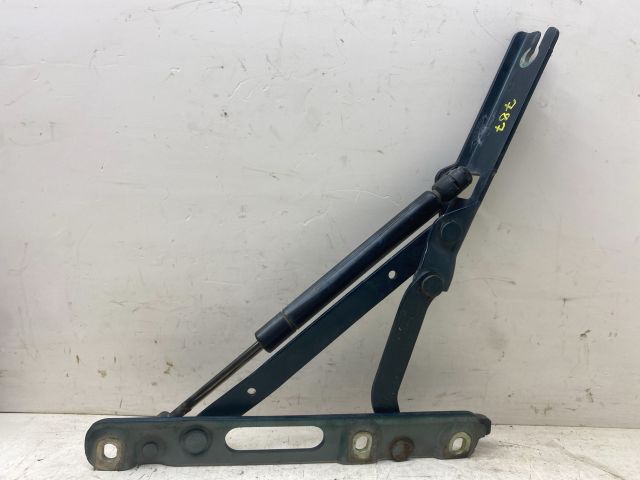 bontott BMW 3 E36 Csomagtérajtó Jobb Zsanér