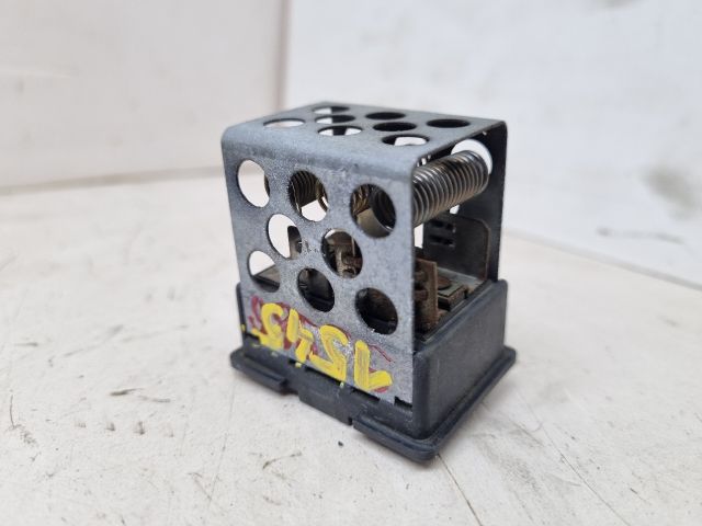 bontott BMW 3 E36 Előtét Ellenállás Fűtőmotor