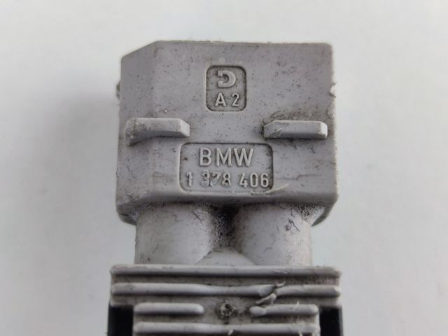 bontott BMW 3 E36 Első Ablakmosó Fúvóka