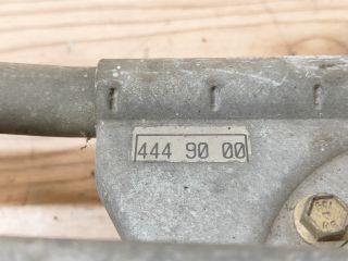 bontott BMW 3 E36 Első Ablaktörlő Szerkezet Motorral