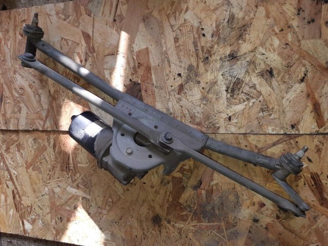 bontott BMW 3 E36 Első Ablaktörlő Szerkezet Motorral