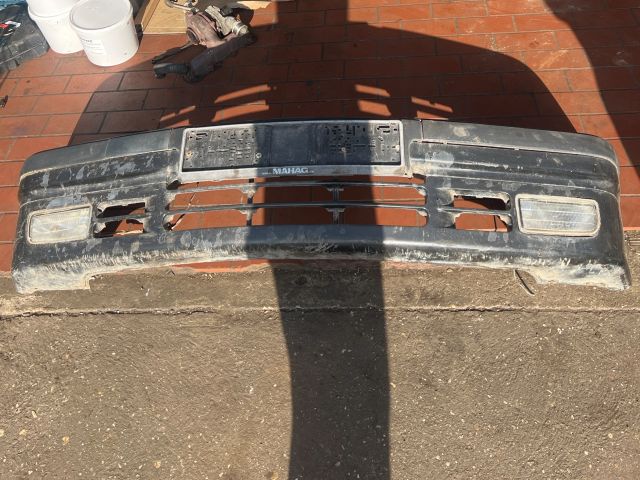 bontott BMW 3 E36 Első Lökhárító (Részeivel)