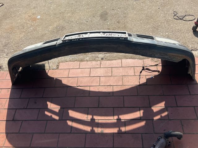 bontott BMW 3 E36 Első Lökhárító (Részeivel)