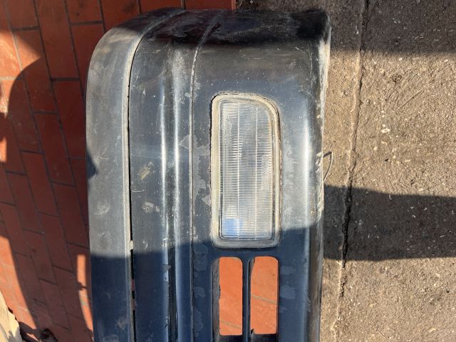 bontott BMW 3 E36 Első Lökhárító (Részeivel)