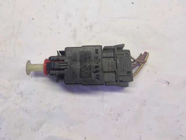 bontott BMW 3 E36 Fék Pedál Kapcsoló