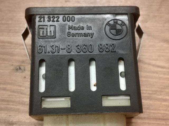 bontott BMW 3 E36 Fényszórómagasság Állító Kapcsoló