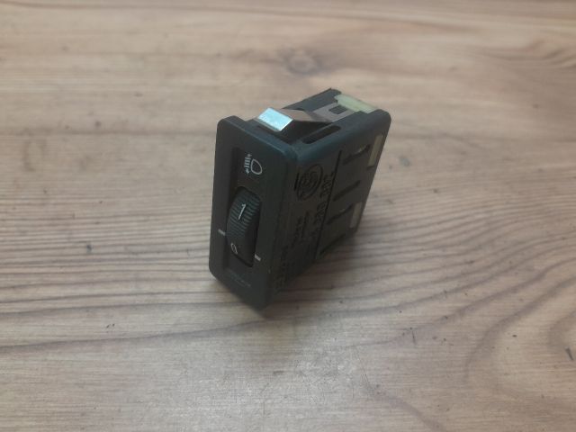 bontott BMW 3 E36 Fényszórómagasság Állító Kapcsoló