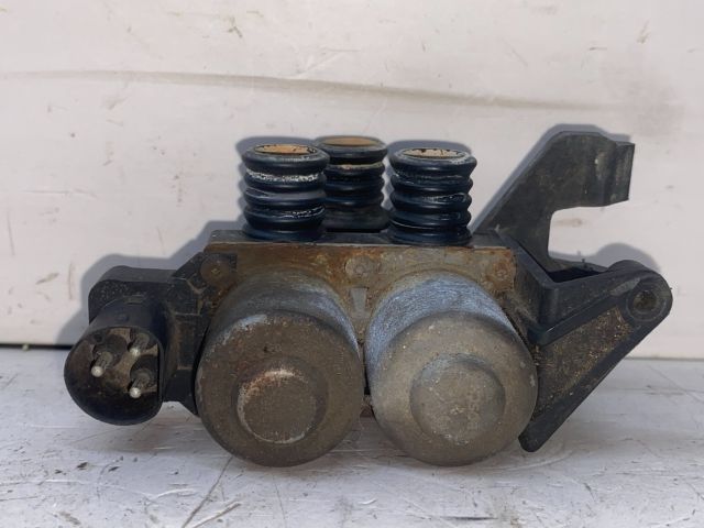 bontott BMW 3 E36 Fűtéscsap