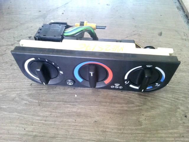 bontott BMW 3 E36 Fűtéskapcsoló