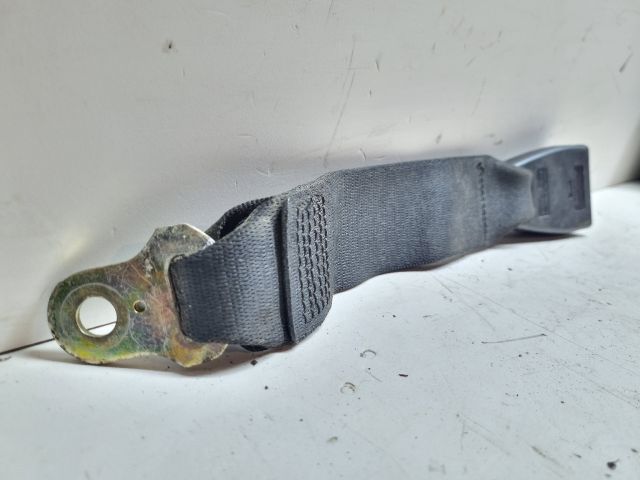 bontott BMW 3 E36 Hátsó középső Biztonsági Öv Csat