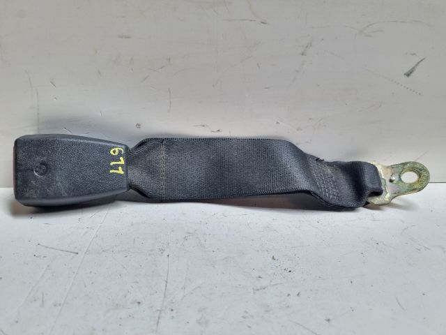 bontott BMW 3 E36 Hátsó középső Biztonsági Öv Csat