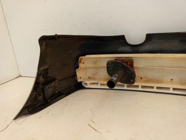 bontott BMW 3 E36 Hátsó Lökhárító (Üresen)