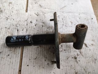 bontott BMW 3 E36 Hátsó Ütközéscsillapító