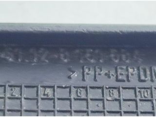 bontott BMW 3 E36 Hátsó Vonószem Burkolat