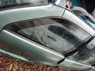 bontott BMW 3 E36 Jobb C Oszlop Oldalablak Üveg